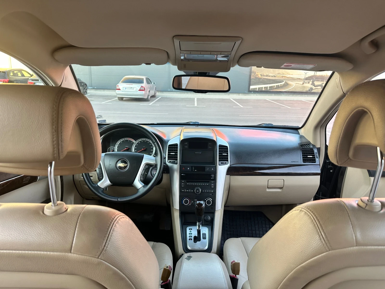 Chevrolet Captiva, снимка 8 - Автомобили и джипове - 56649797