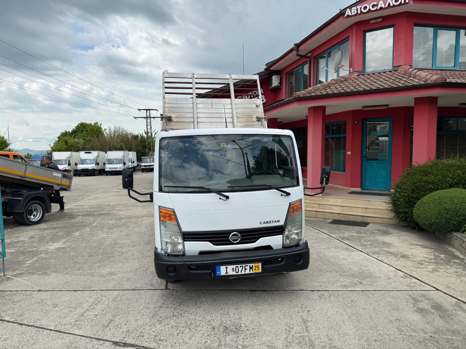 Nissan Capstar 2.5TDI* 35.13* Тристранен самосвал - изображение 2