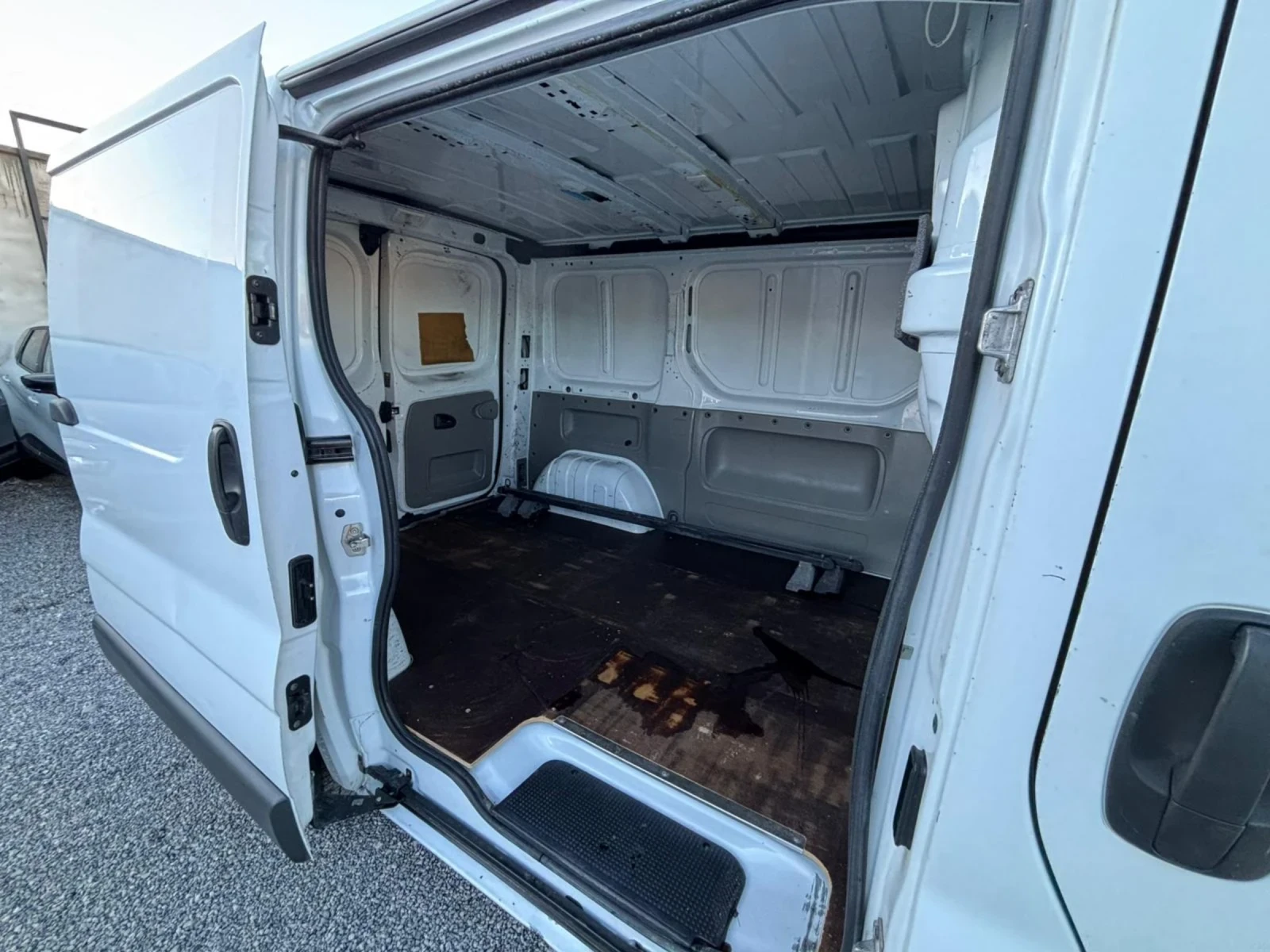 Opel Vivaro 2.0cdti | Mobile.bg   11