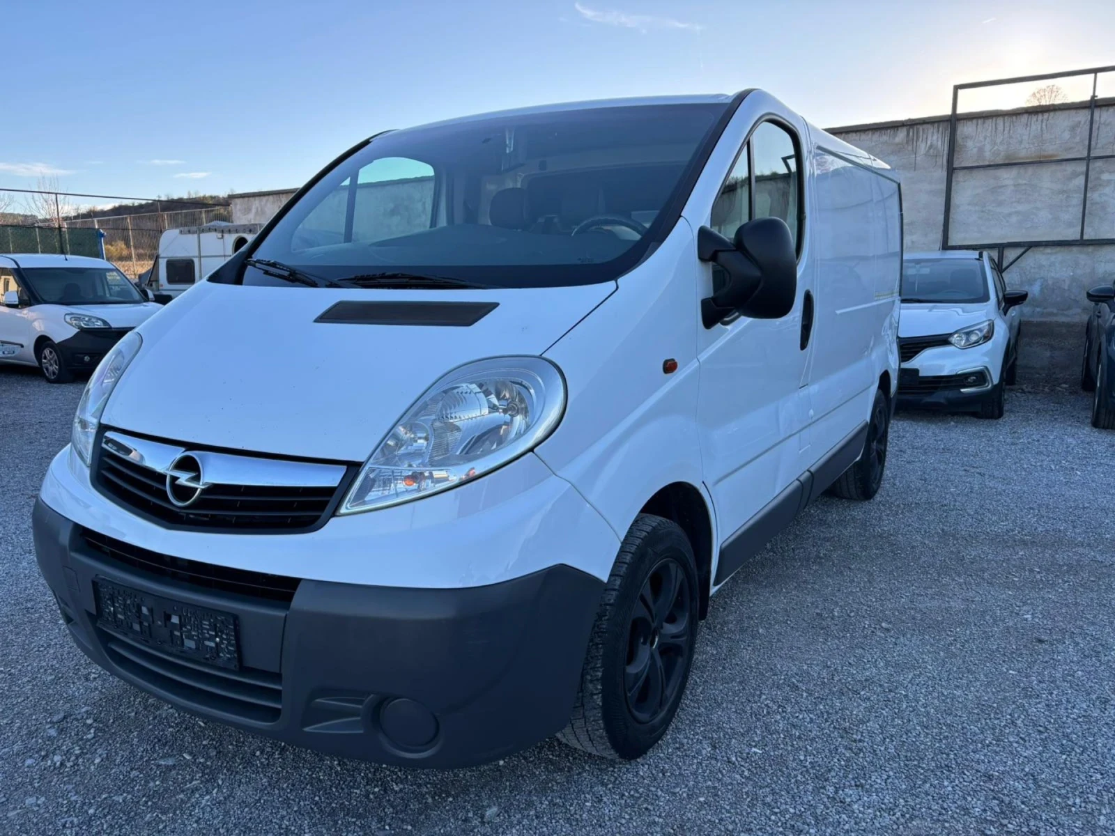 Opel Vivaro 2.0cdti | Mobile.bg   2