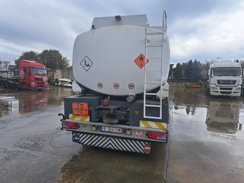 Volvo Fm12 Цистерна , снимка 5 - Камиони - 52466175