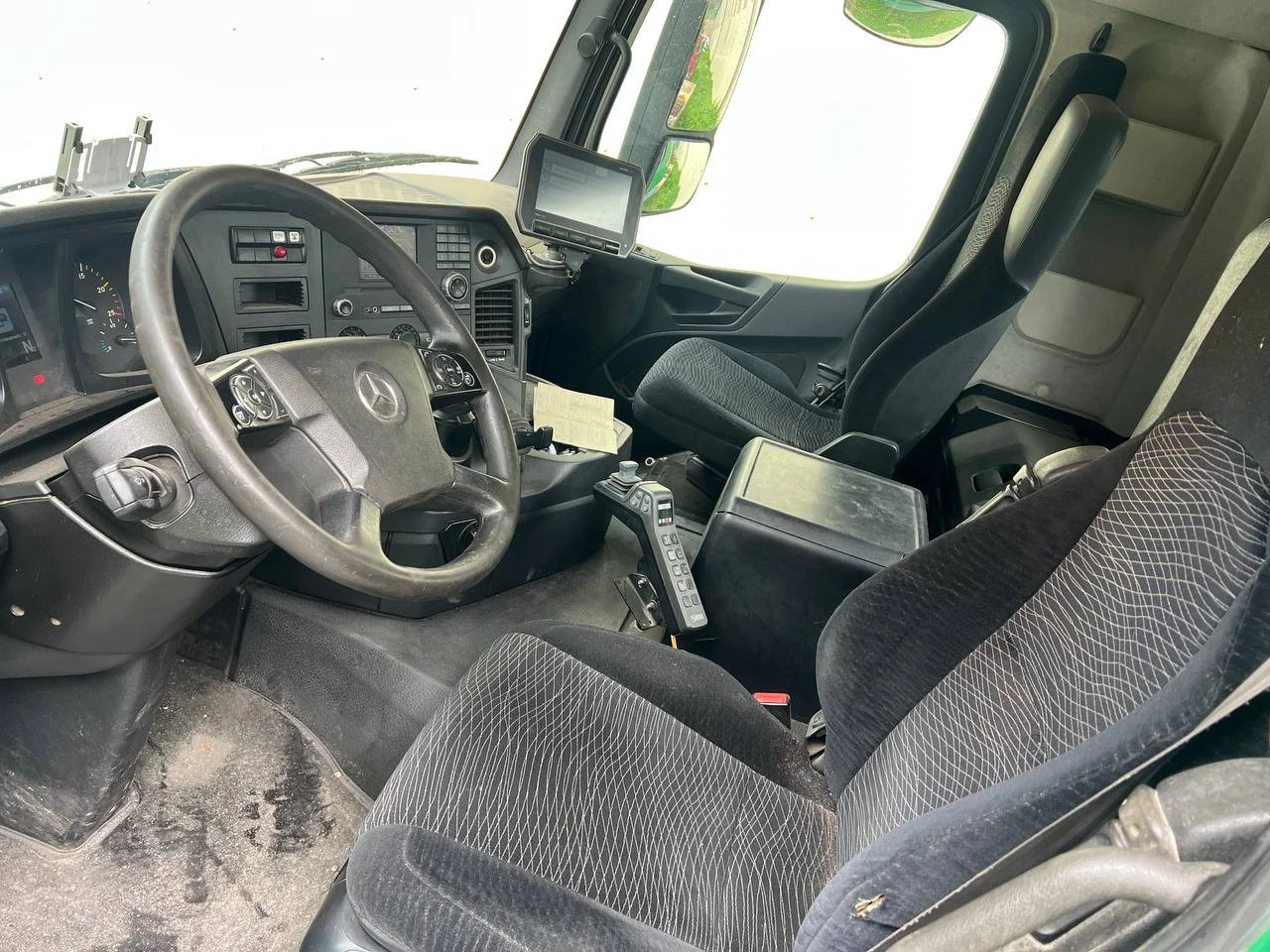 Mercedes-Benz Arocs 3248, снимка 13 - Камиони - 56173448