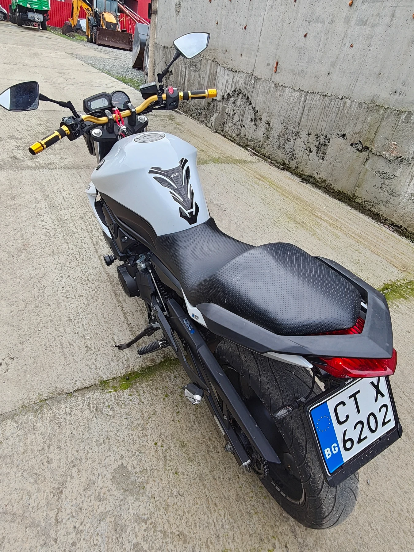 Yamaha XJ6, снимка 7 - Мотоциклети и мототехника - 53757219