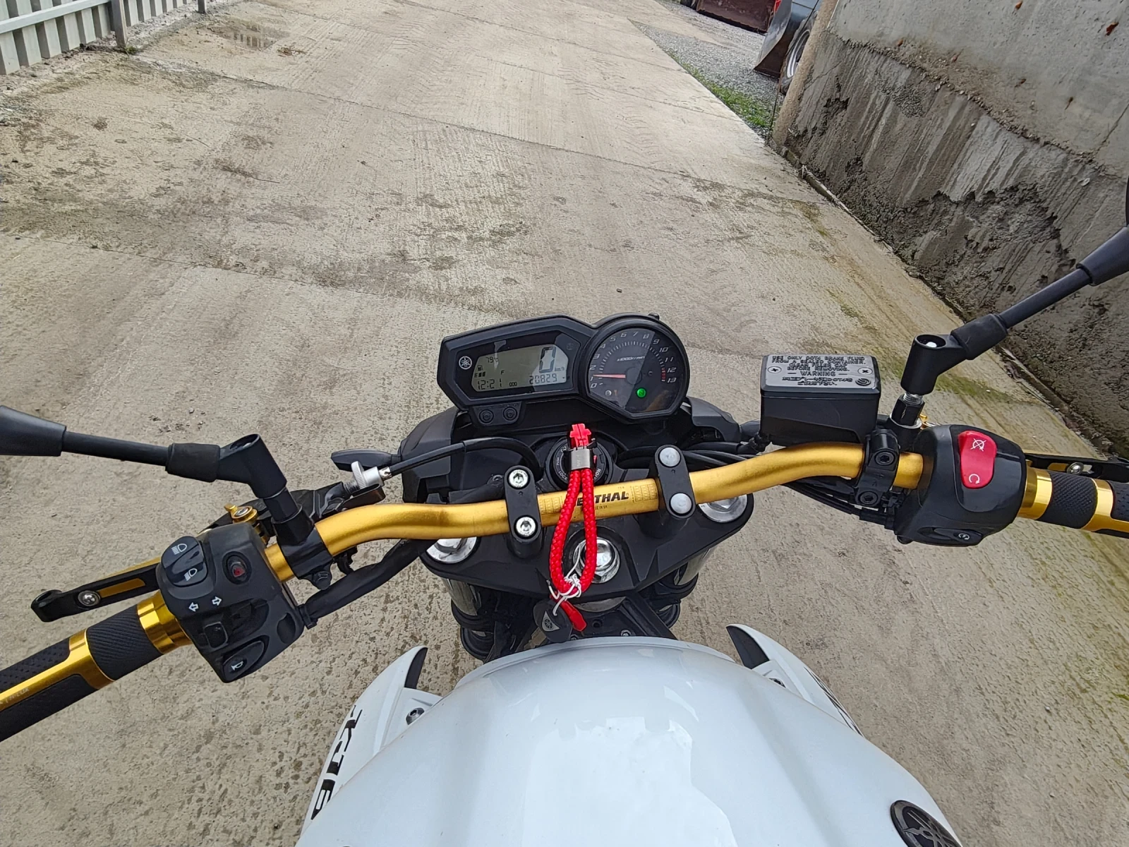 Yamaha XJ6, снимка 10 - Мотоциклети и мототехника - 53757219