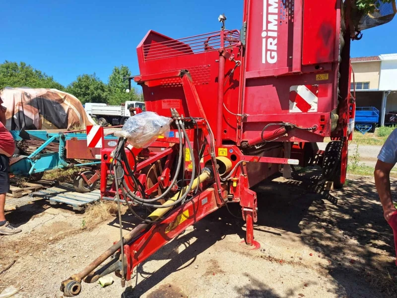 Специализирани машини Машини за зеленчуци GRIMME SE140, снимка 13 - Селскостопанска техника - 50573106
