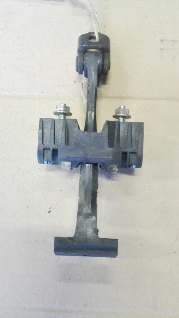 Панта ограничителна задна дясна Опел Астра Н хечбек