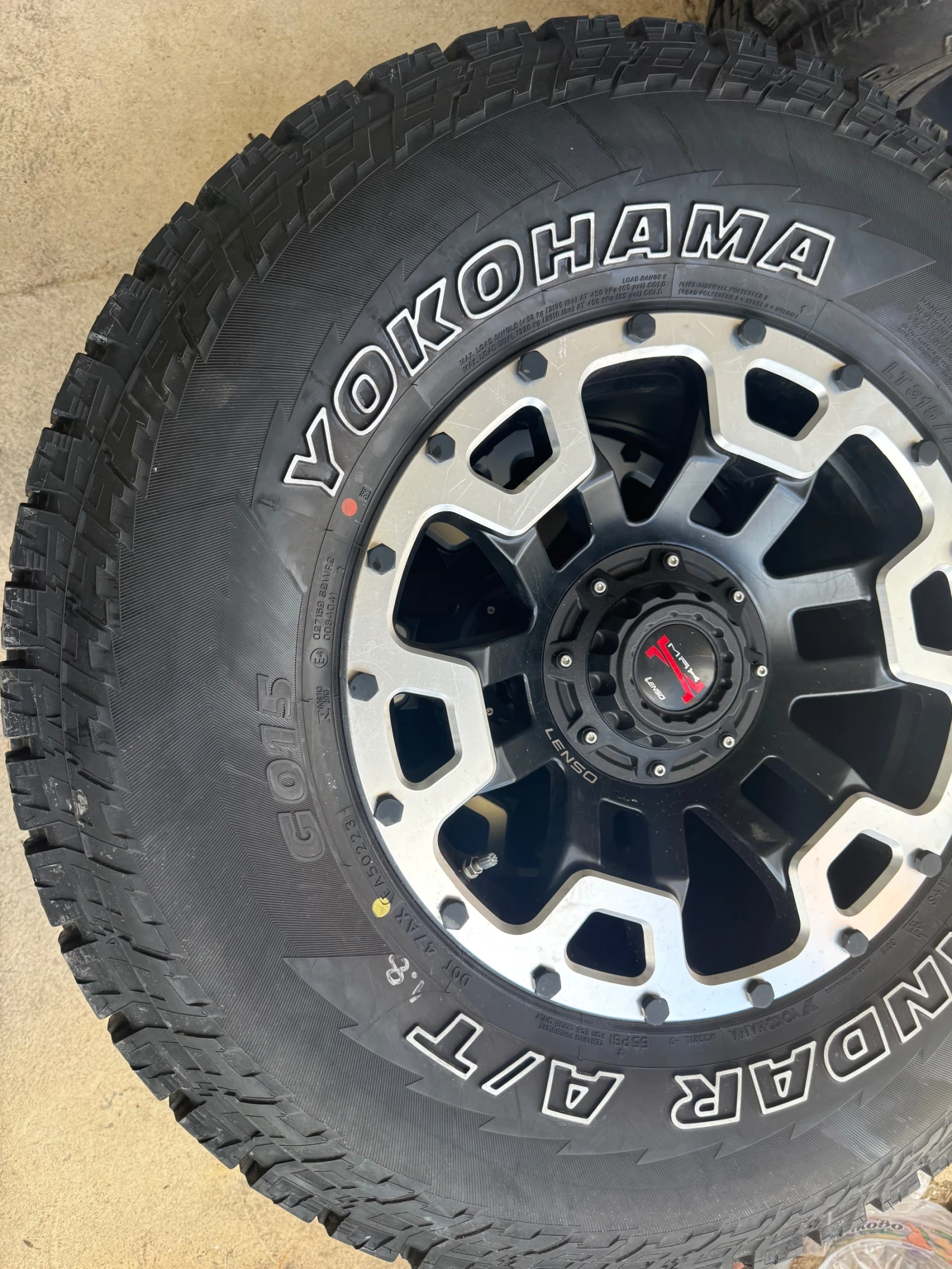 Гуми с джанти Yokohama 315/70R17
