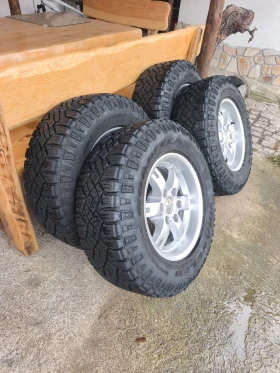        265/70R17  Toyota Fj cruiser