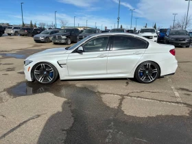 BMW M3 DCT* HARMAN* HEADUP* ПОДГРЕВ* КАМЕРИ* CARBON, снимка 2