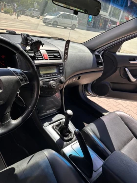 Honda Accord 2.2 i-CTDi, снимка 6
