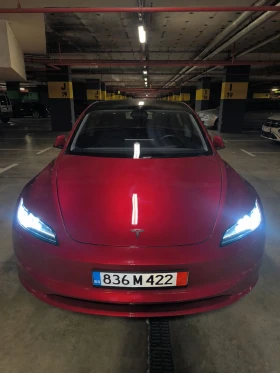 ������ Tesla Model 3