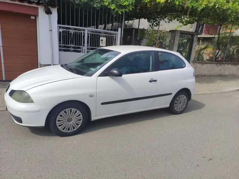 Seat Ibiza, снимка 2 - Автомобили и джипове - 47281708