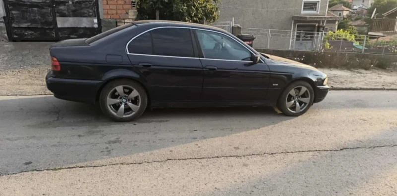 BMW 525 Е 39, снимка 3 - Автомобили и джипове - 52660329