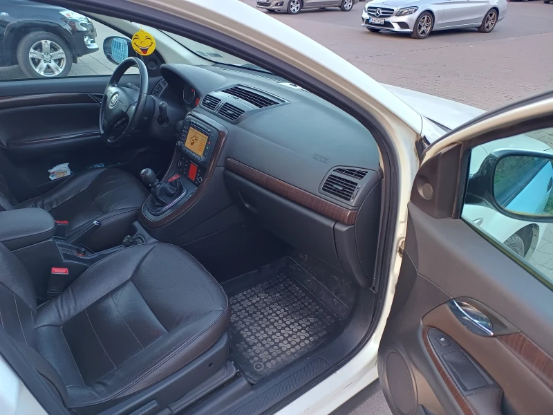 Fiat Croma 1.9 Multijet 150, снимка 14 - Автомобили и джипове - 47916686