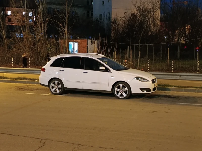 Fiat Croma 1.9 Multijet 150, снимка 17 - Автомобили и джипове - 47916686