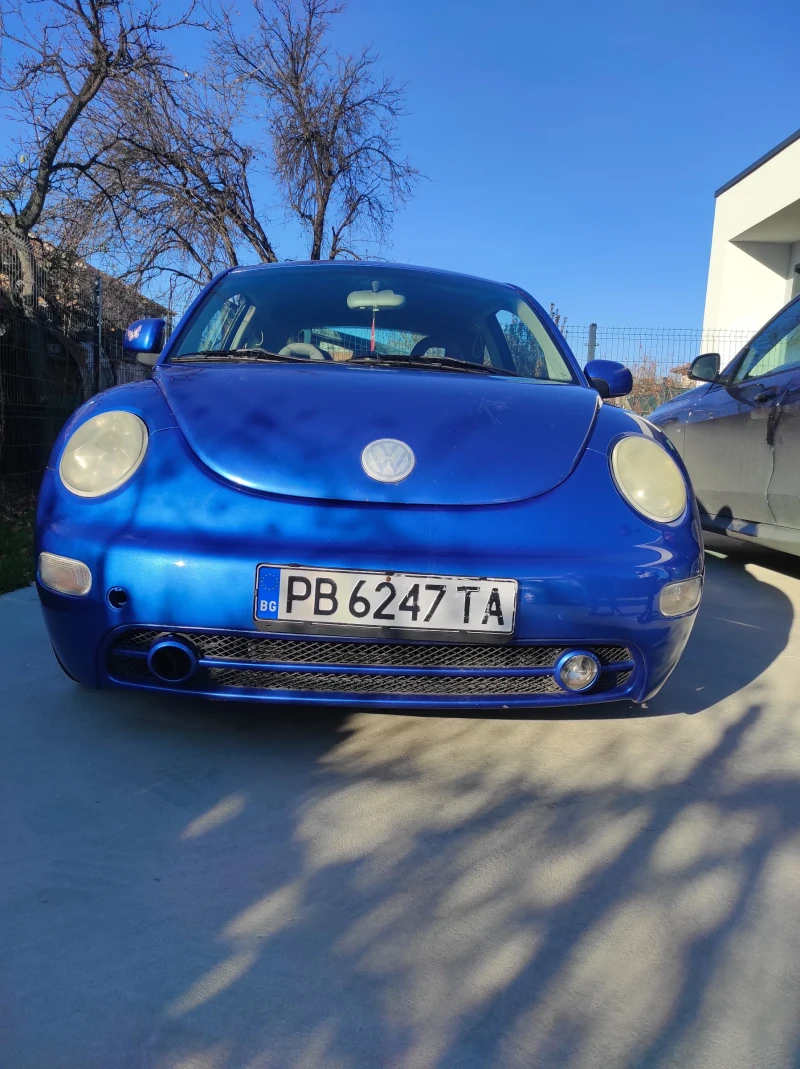 VW Beetle, снимка 1 - Автомобили и джипове - 48090384