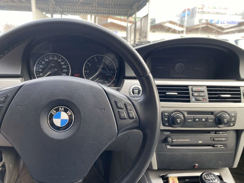 BMW 318 2.0 GAS+ NAVi, снимка 11 - Автомобили и джипове - 48158238