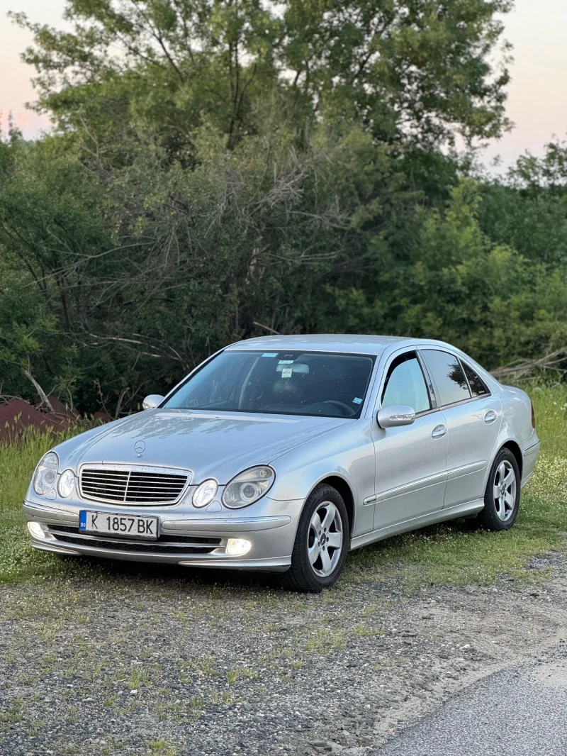 Mercedes-Benz E 270, снимка 1 - Автомобили и джипове - 49291603