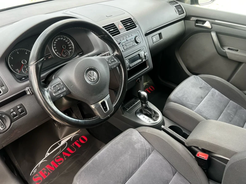 VW Touran 2.0 TDi HiGHLiNE  DSG EURO 5, снимка 9 - Автомобили и джипове - 49516810