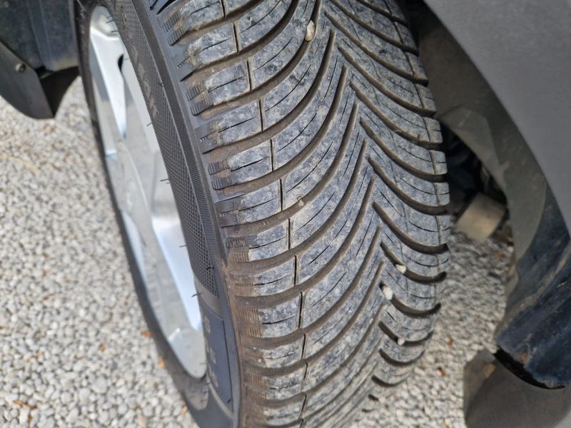 Ford Fusion 1.4tdci, снимка 9 - Автомобили и джипове - 49973643