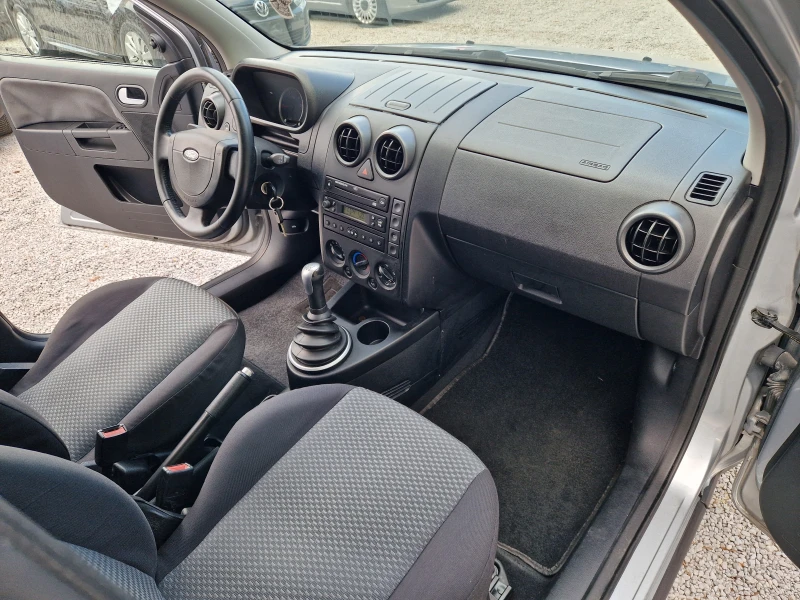 Ford Fusion 1.4tdci, снимка 12 - Автомобили и джипове - 49973643