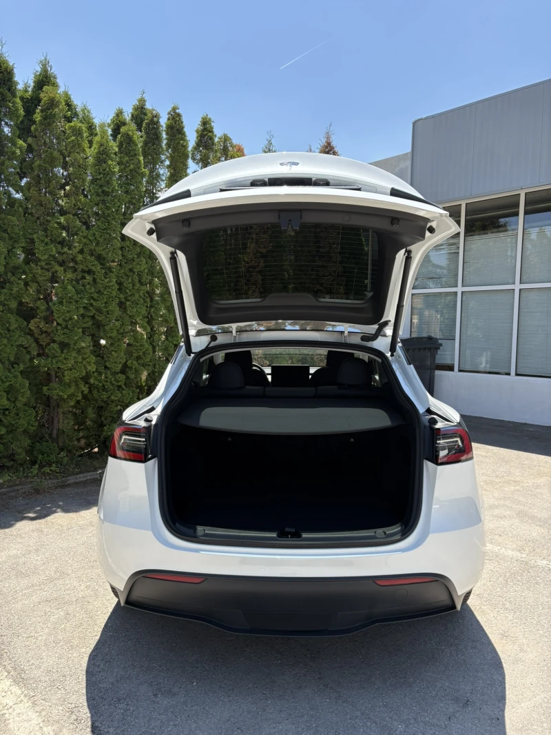 Tesla Model Y Long Range AWD Giga Berlin, снимка 10 - Автомобили и джипове - 52611573