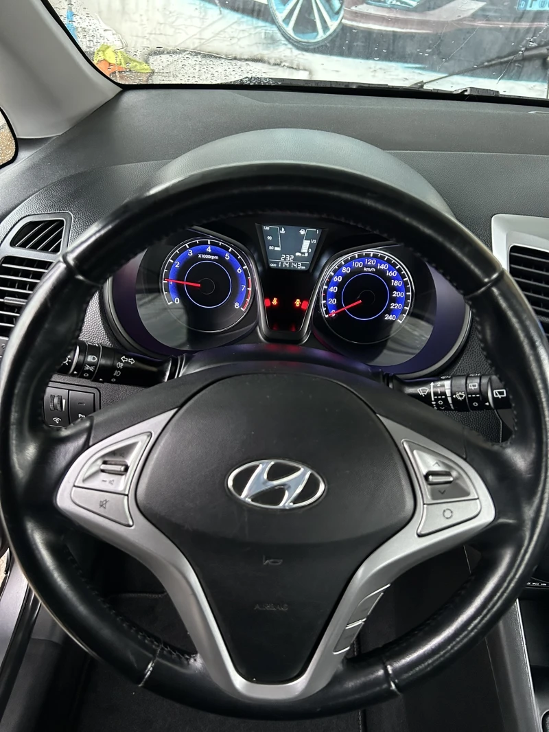 Hyundai Ix20 1.4* 90kc* Euro5* 114 хил.км., снимка 14 - Автомобили и джипове - 52617263