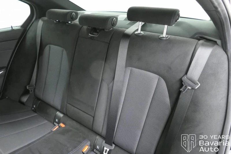 BMW 320 d M Sport Paket Sportautomatic, снимка 8 - Автомобили и джипове - 52727220