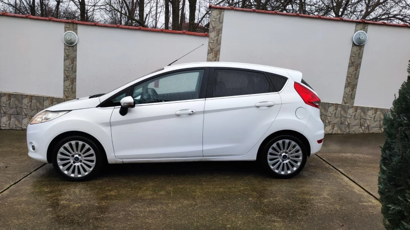 Ford Fiesta LPG, снимка 4 - Автомобили и джипове - 53091050