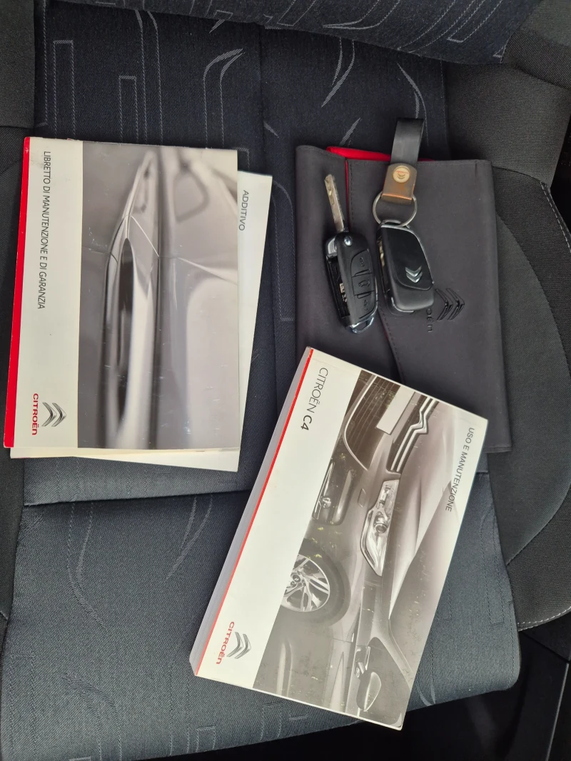 Citroen C4 1.6 HDI, снимка 12 - Автомобили и джипове - 53102232