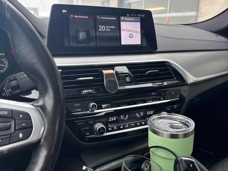 BMW 530 * 530i xDrive * CARFAX * ЦЕНА ДО БГ, снимка 9 - Автомобили и джипове - 53255016