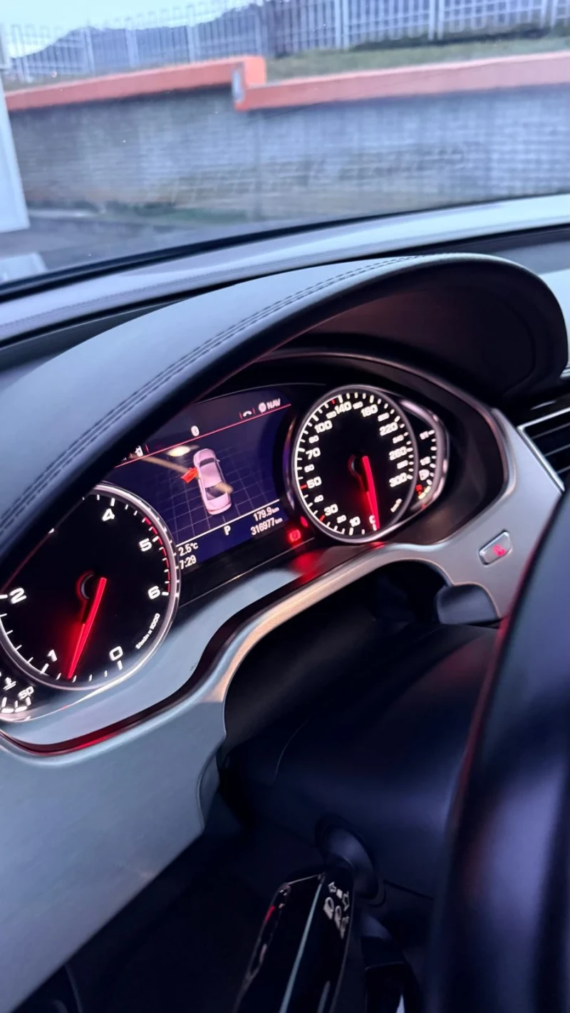 Audi A8, снимка 15 - Автомобили и джипове - 53332052