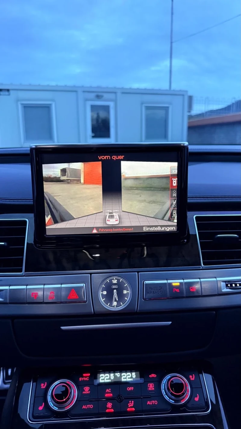 Audi A8, снимка 11 - Автомобили и джипове - 53332052