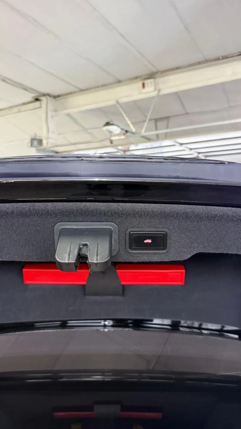 Audi A8, снимка 16 - Автомобили и джипове - 53332052