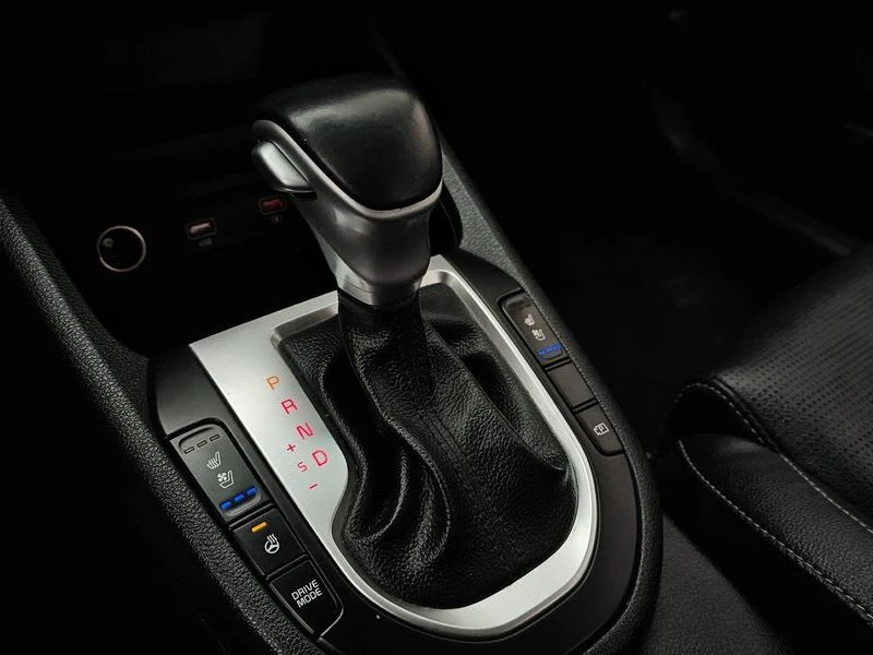 Kia K3 1.6 Automatic, снимка 13 - Автомобили и джипове - 55585786