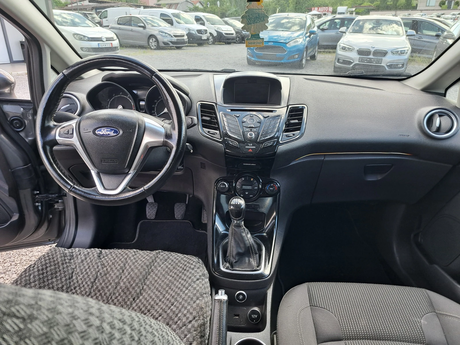 Ford Fiesta 1.4i GPL, снимка 8 - Автомобили и джипове - 54071468