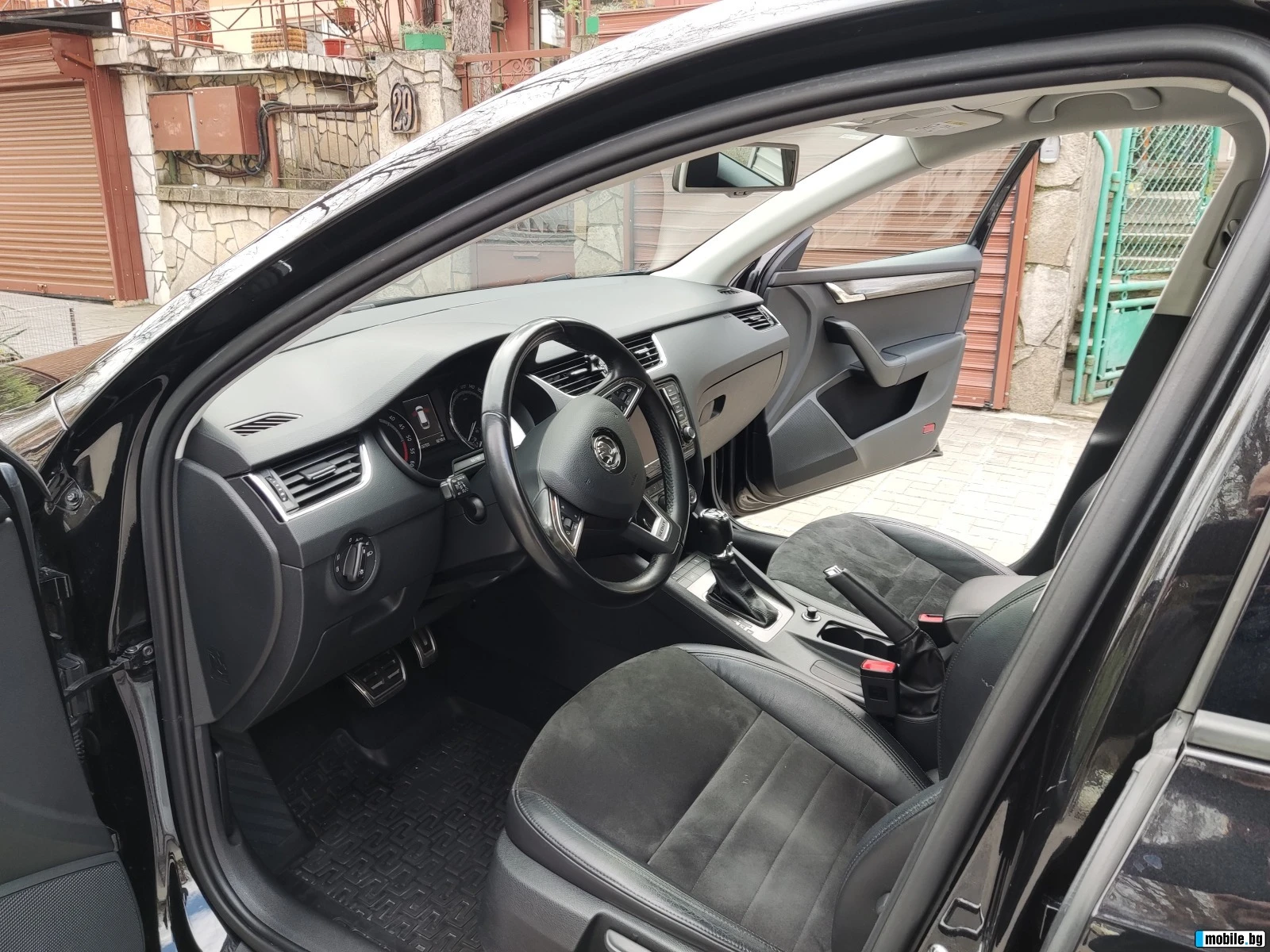 Skoda Octavia Scout (142 910 ) | Mobile.bg   12