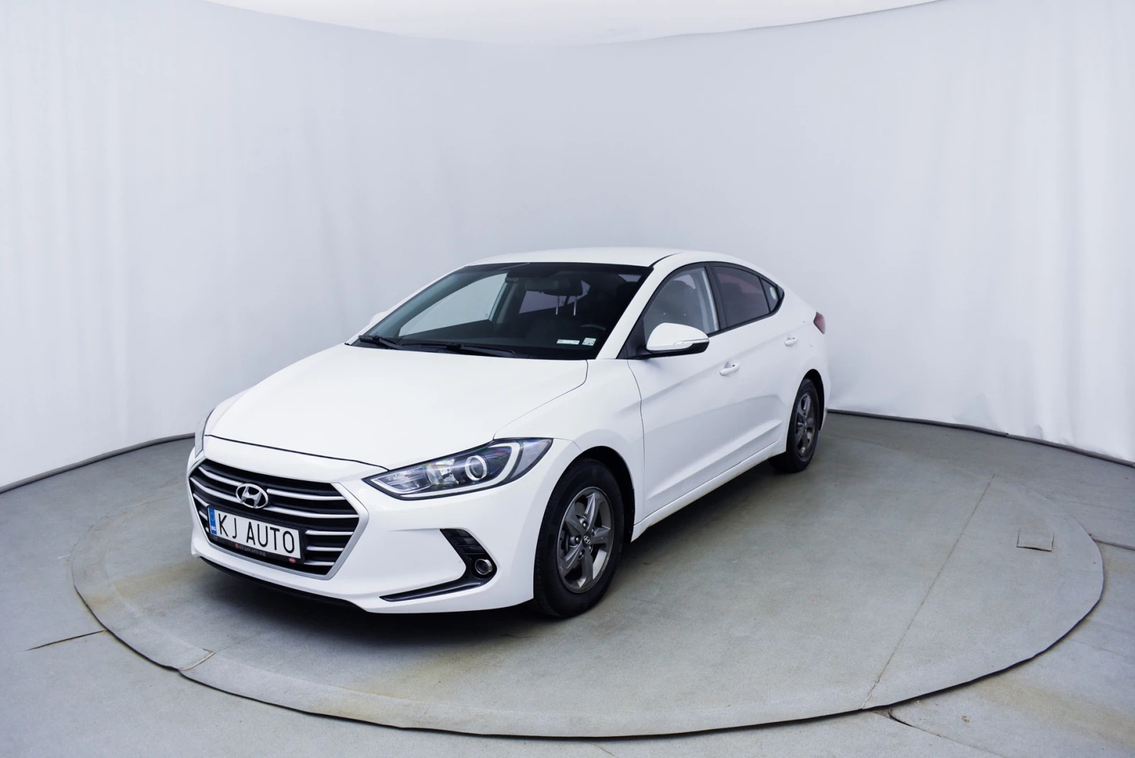 Hyundai Elantra 1.6 LPI - изображение 3