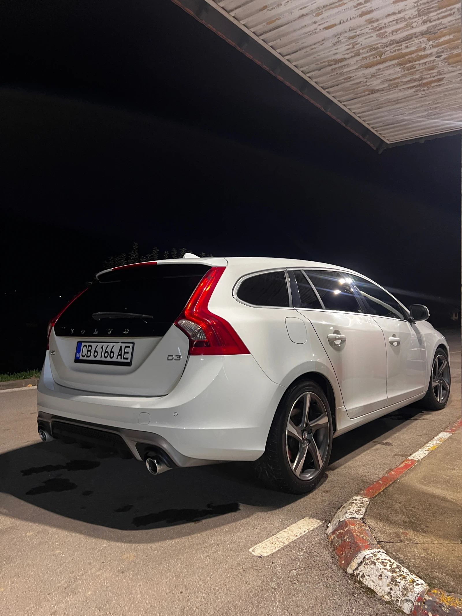 Volvo V60 R DESIGN D3 - изображение 3