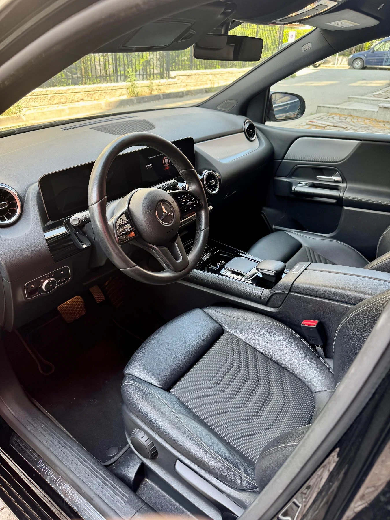 Mercedes-Benz B 180 Top - изображение 9