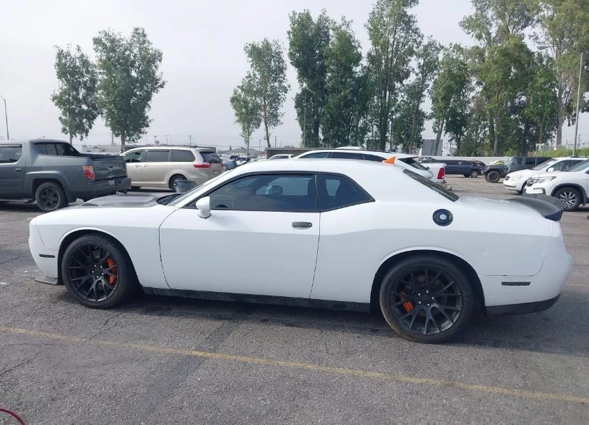 Dodge Challenger 2018 DODGE CHALLENGER SRT HELLCAT - изображение 5