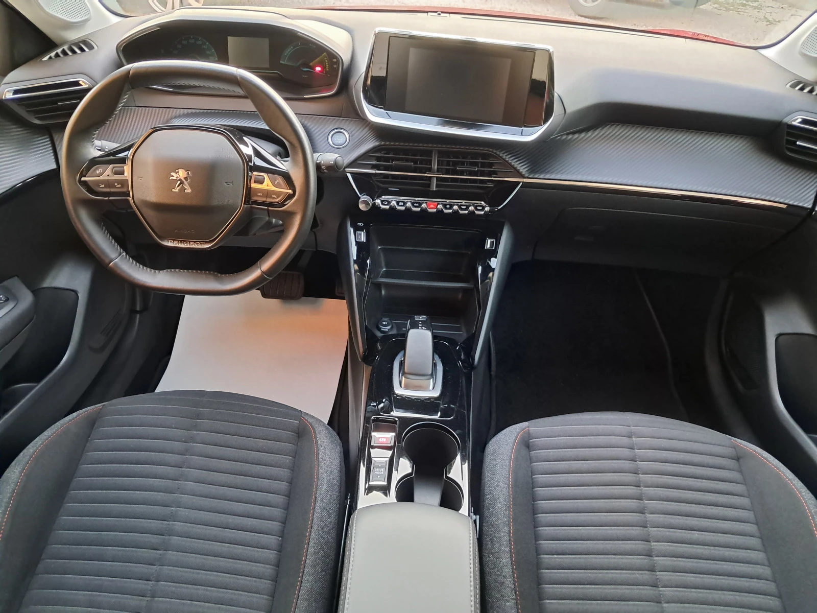 Peugeot 208 E-ALLURE-VIRTUAL COCPIT-88000км.LED-NAVI - изображение 9