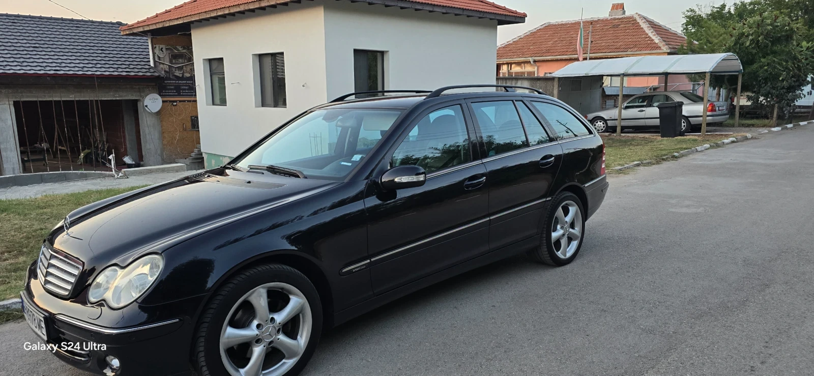 Mercedes-Benz 220  - изображение 7