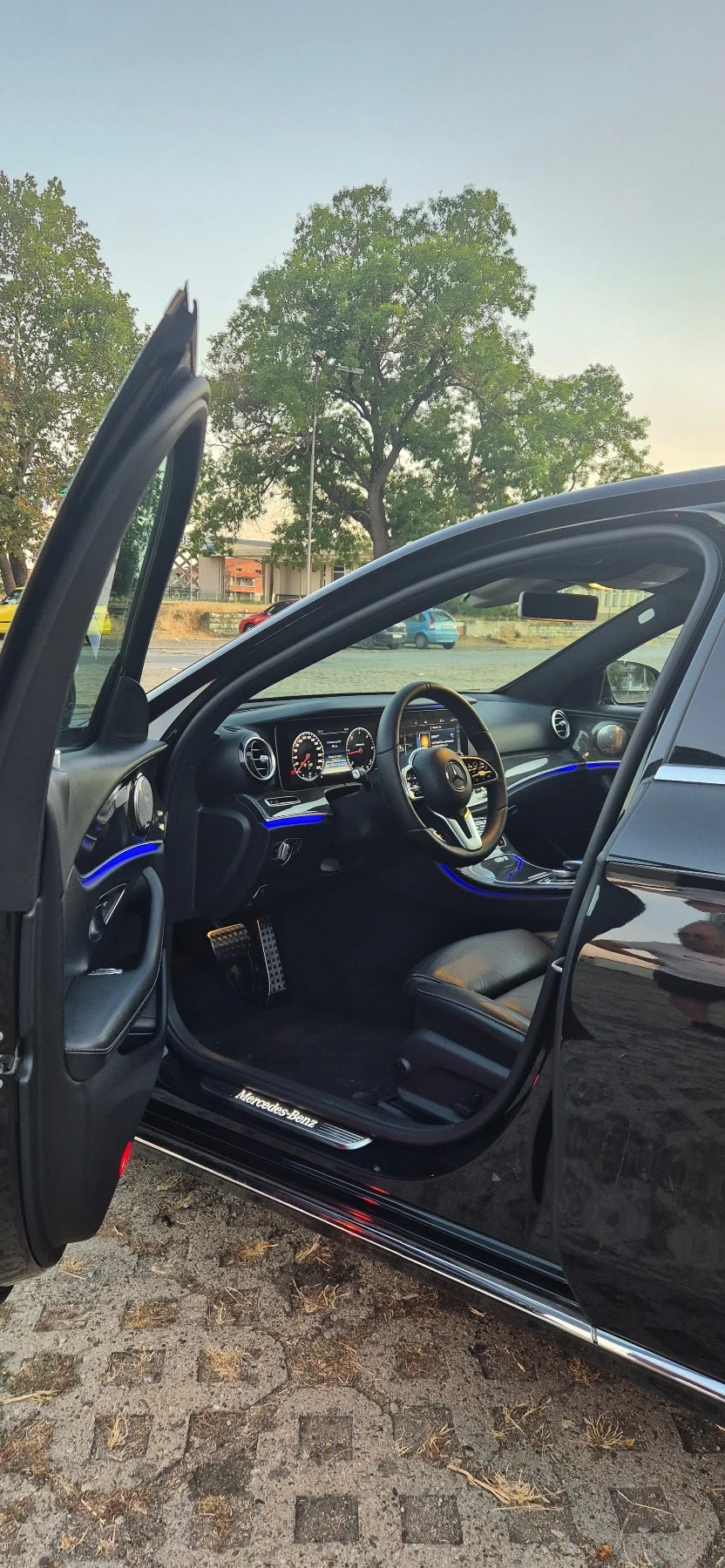 Mercedes-Benz E 220  - изображение 8