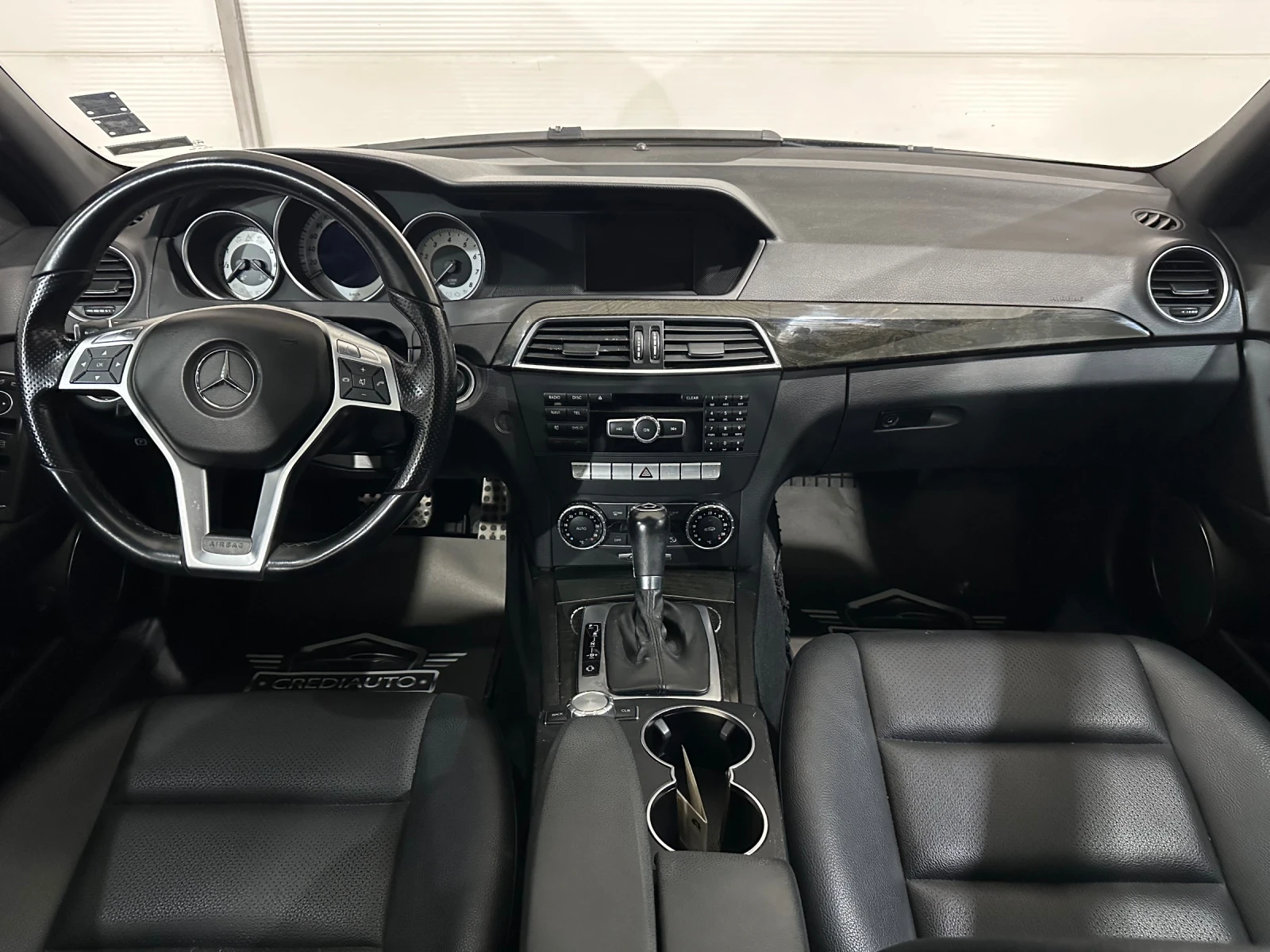 Mercedes-Benz C 300 AMG pack 4 matic - изображение 8