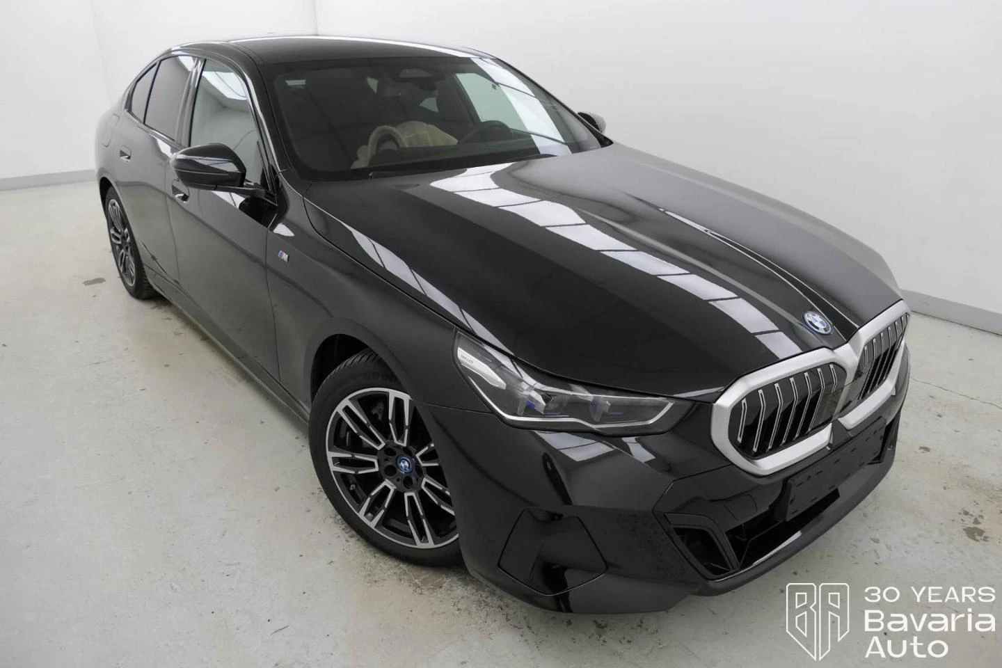 BMW i5 40 xDrive M Sport Paket - изображение 4