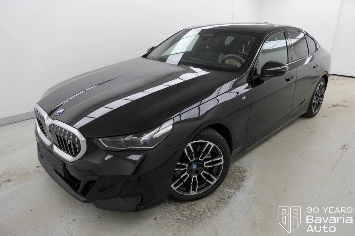 BMW i5 40 xDrive M Sport Paket | Mobile.bg   1