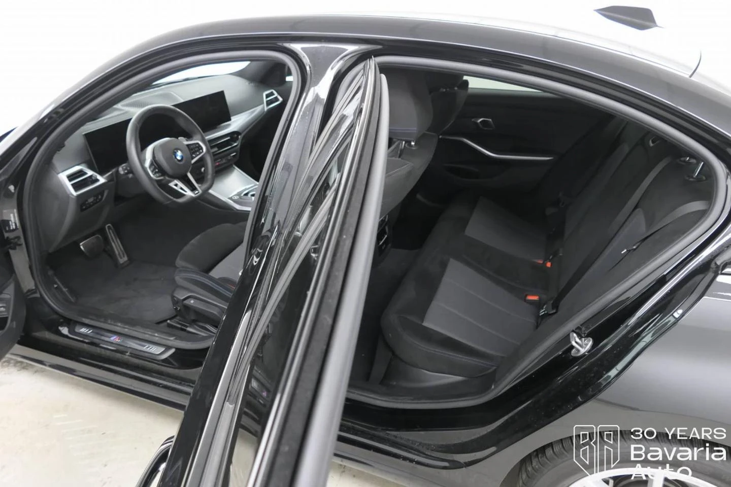 BMW 320 d M Sport Paket Sportautomatic - изображение 5