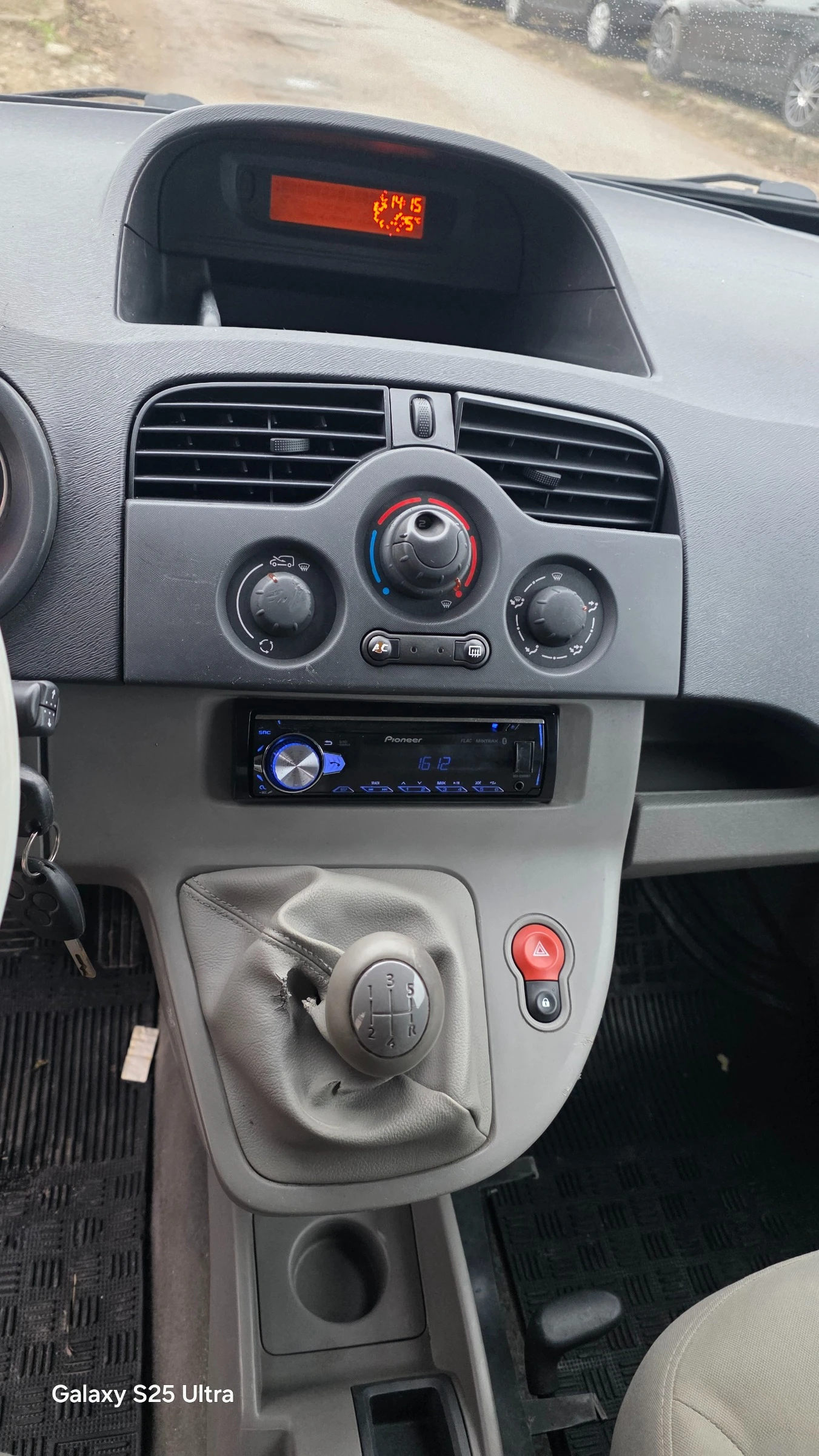 Renault Kangoo 1.6i - изображение 9