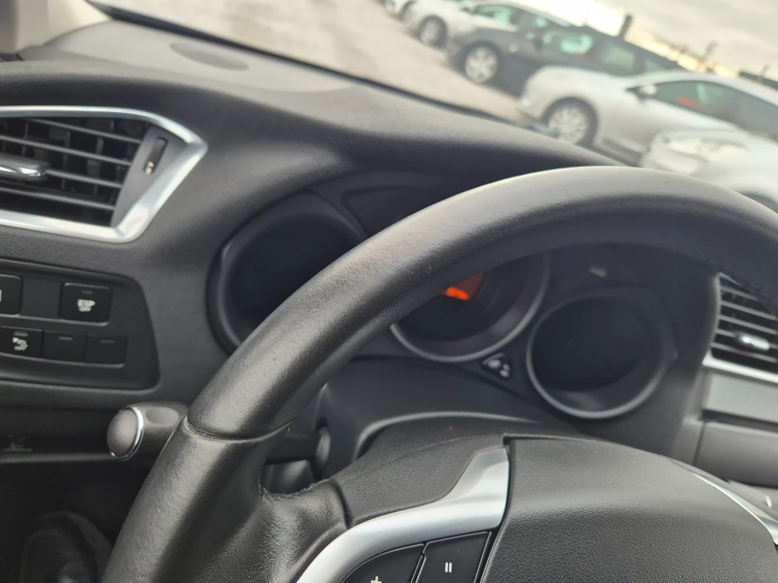 Citroen C4 1.6 HDI - изображение 10